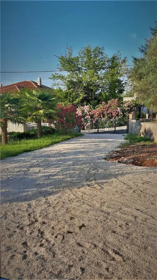 Hébergement de vacances Holiday House Vela Vrta Sveti Ivan Dobrinjski