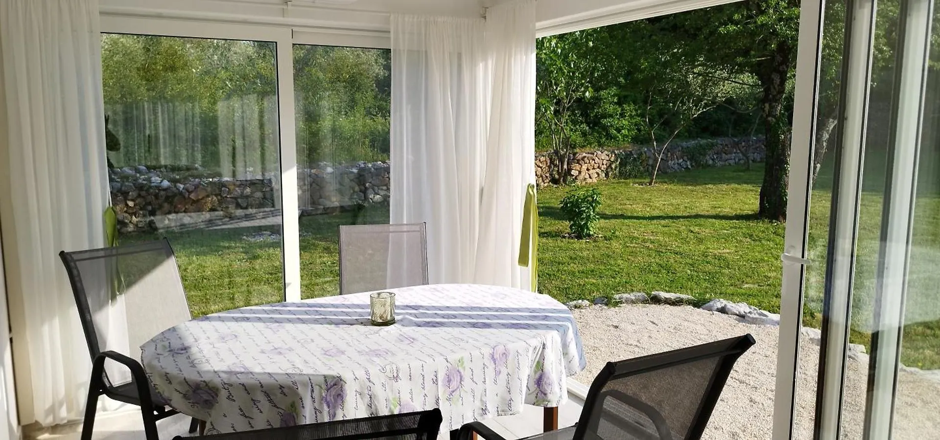 Hébergement de vacances Holiday House Vela Vrta Sveti Ivan Dobrinjski